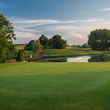 Ośrodek wypoczynkowy Binowo Park Golf Garden Stare Czarnowo