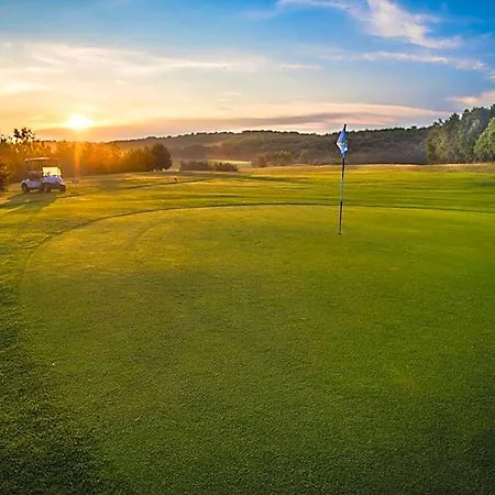 Rezort Binowo Park Golf Garden Stare Czarnowo